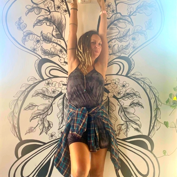 Meet your Posher, Cassandra - Picture 5 of 6